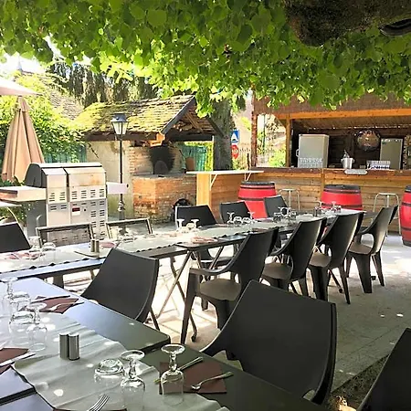 Le Relais Des Vieilles Postes 3* Les Avenières