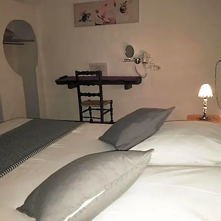 Le Relais Des Vieilles Postes 3* Les Avenières