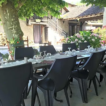 Le Relais Des Vieilles Postes فندق Les Avenières