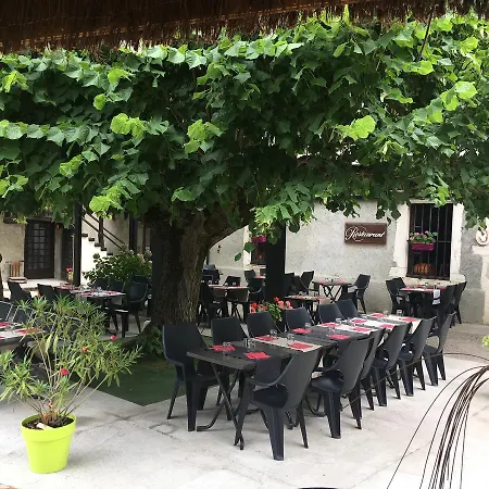 Hotel Le Relais Des Vieilles Postes Les Avenières