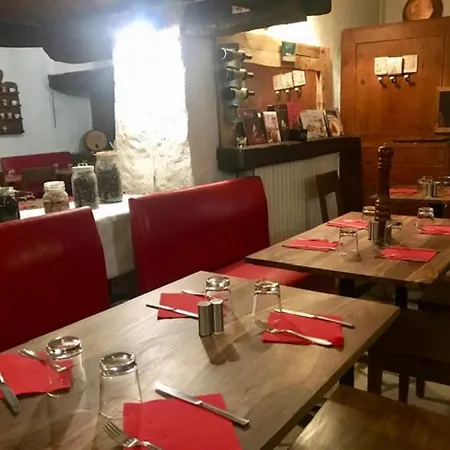 Hotel Le Relais Des Vieilles Postes 3*